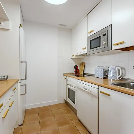 Sea View Escape Playa Paraiso 阿德耶